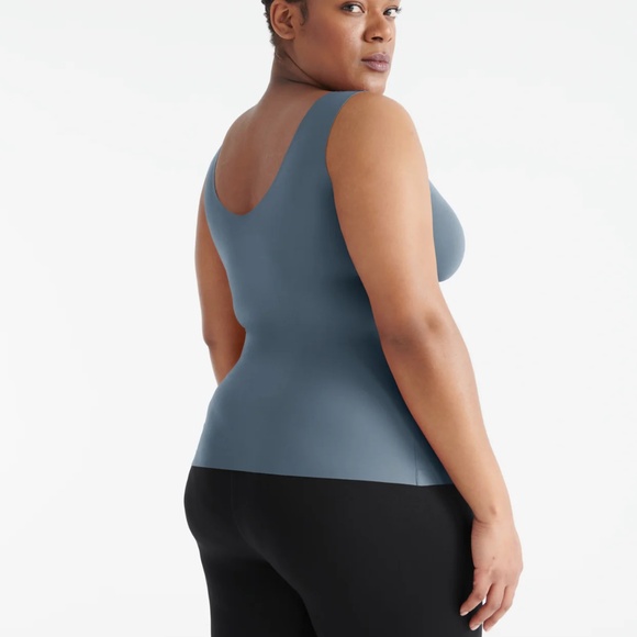 KNIX - Luxe Lift Smoothing Shapewear Tank Top - Dark Smoke Grey - XXL - Picture 2 of 9